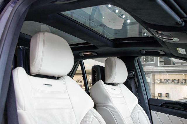 Mercedes-Benz M-Class ML 63 AMG BLUE EFFICIENCY 2015