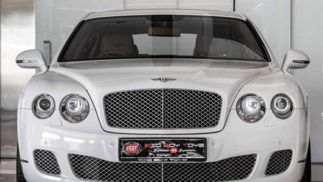 Bentley Flying Spur V8 2015