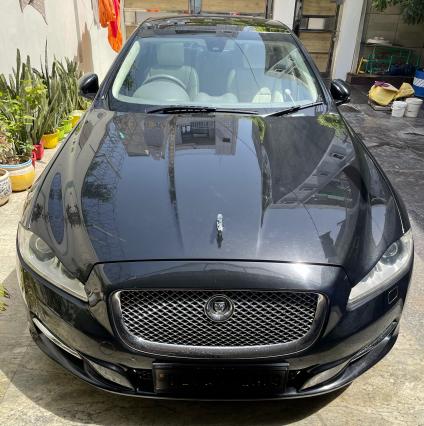 Jaguar XJ 5.0L PETROL 2011