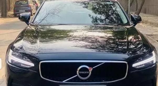 Volvo V90 Cross Country D5 Inscription 2018