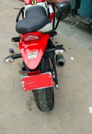 Mahindra Mojo 300cc 2016