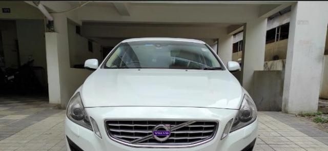 Volvo S60 Summum D5 2014