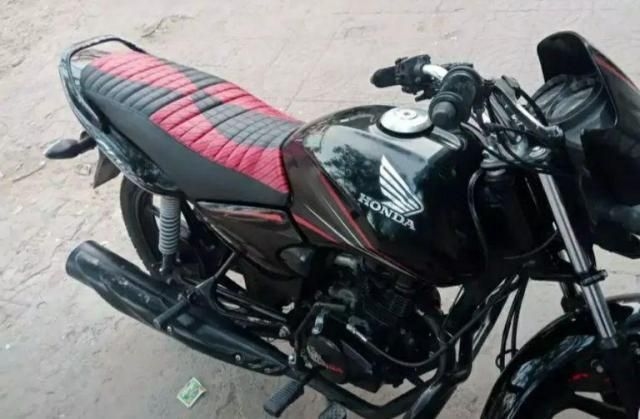 Honda Cb Hornet 160r Price In Patna Starts At 1 19 Lakh Check On Road Price