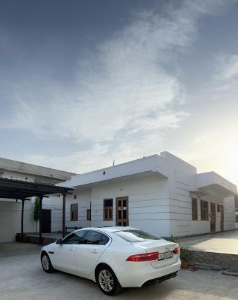 Jaguar XE Portfolio 2019
