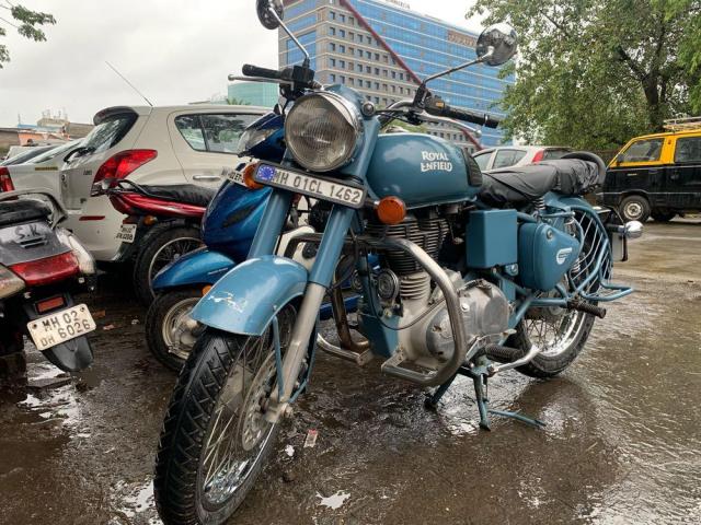 Royal Enfield Classic Squadron Blue 500cc 2016