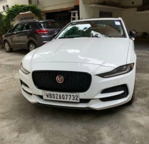 Jaguar XE SE Petrol 2021