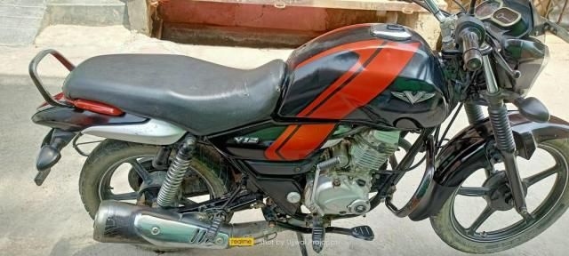 Bajaj V12 125cc 2017