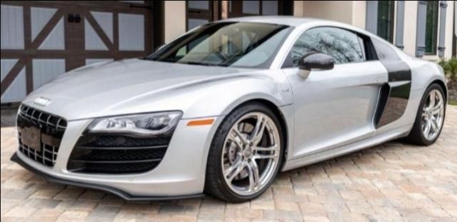 Audi R8 4.2 FSI QUATTRO 2010