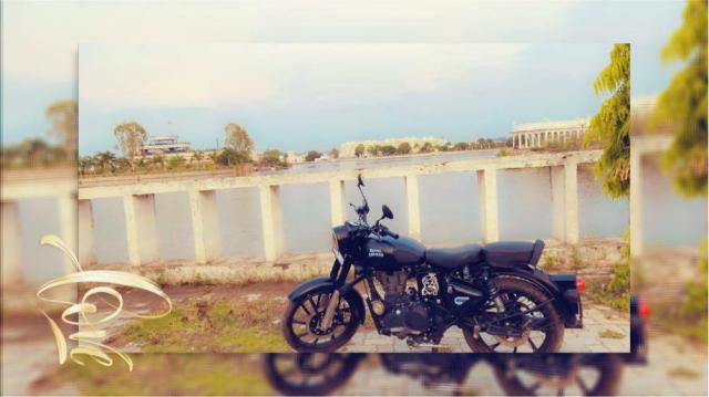 Royal Enfield Classic Stealth Black 500cc ABS 2019