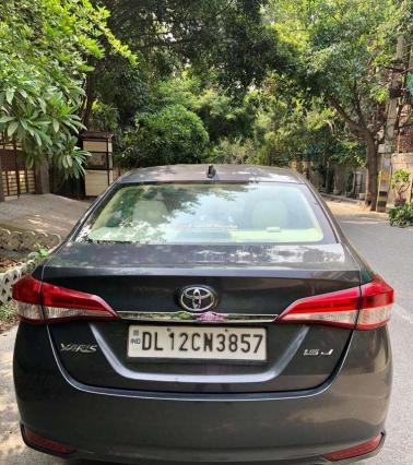 Toyota Yaris J MT 2018