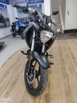 Suzuki Intruder 150cc BS6 2021