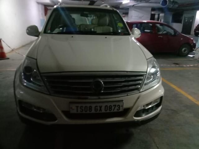 Mahindra Ssangyong Rexton RX5 2012