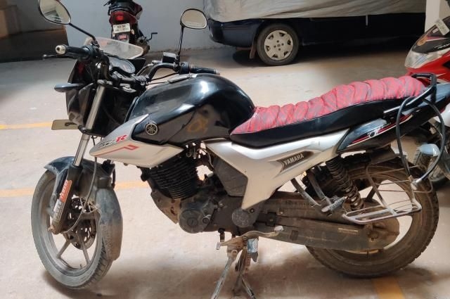 Yamaha SZR 150cc 2011