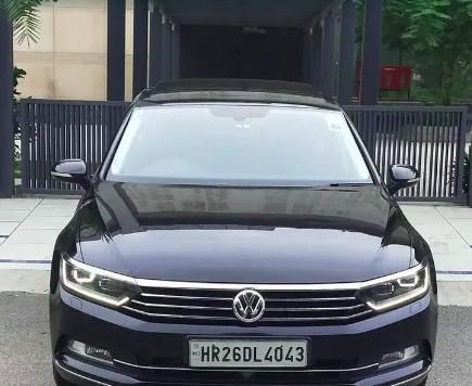 Volkswagen Passat Highline 2.0 TDI AT 2018