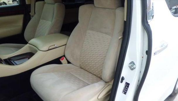 Toyota Vellfire Hybrid BS6 2020