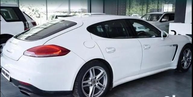 Porsche Panamera Diesel 2015