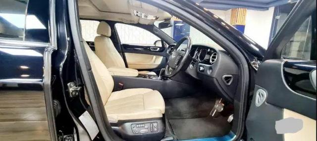 Bentley Flying Spur V8 2017