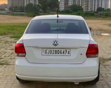 Volkswagen Vento 1.6L Highline 2011