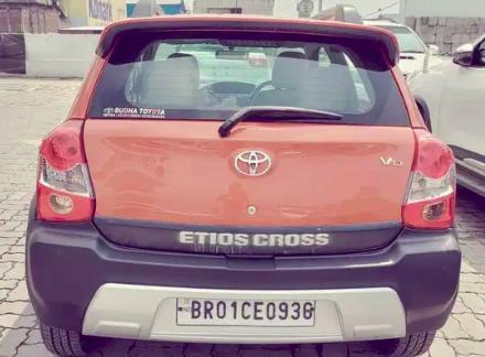 Toyota Etios Cross 1.4 VD 2015