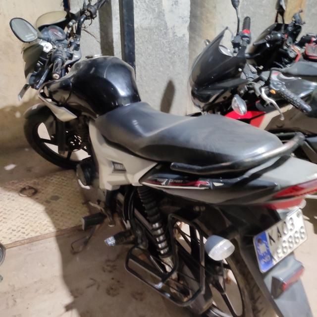 Yamaha SZR 150cc 2011