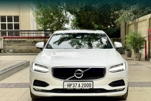 Volvo S90 Momentum D4 2019