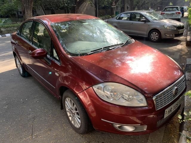 Fiat Linea EMOTION 1.4 2011