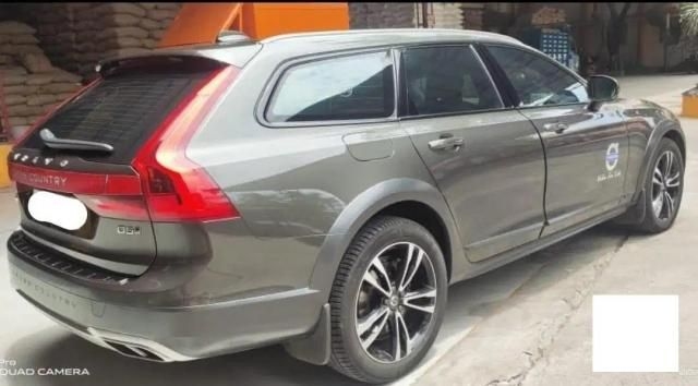 Volvo V90 Cross Country D5 Inscription 2018