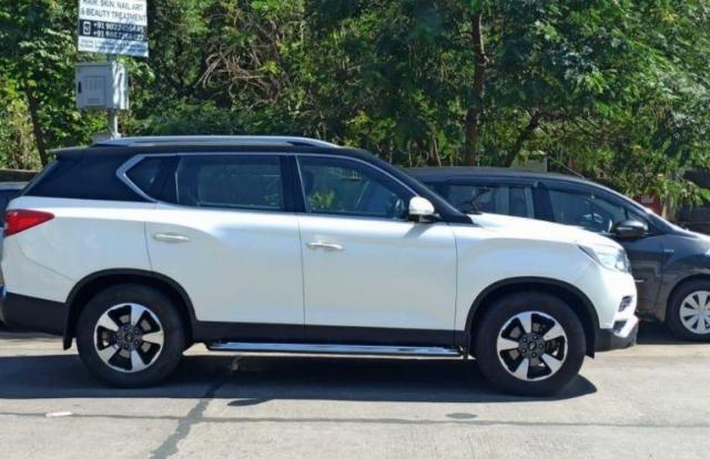 Mahindra Alturas G4 4WD AT 2019