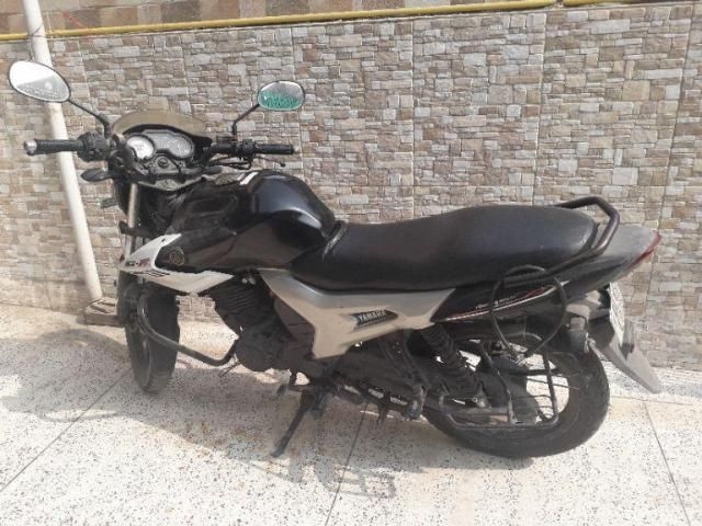 Yamaha SZR 150cc 2012