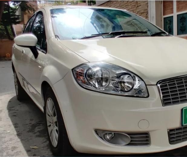 Fiat Linea DYNAMIC 1.3 2010