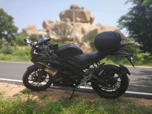 Yamaha YZF-R15 V3 Darknight edition 2019