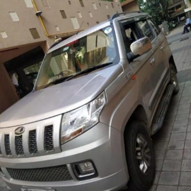 Mahindra TUV300 T8 mHAWK100 2019