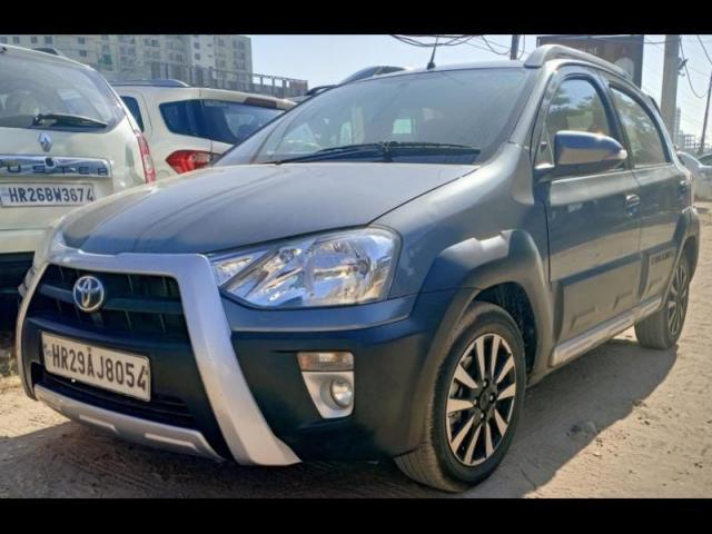 Toyota Etios Cross 1.4 GD 2015