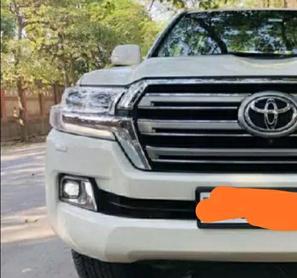 Toyota Land Cruiser Prado VX L 2017