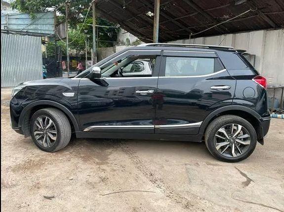 Mahindra XUV300 W8 Diesel 2019