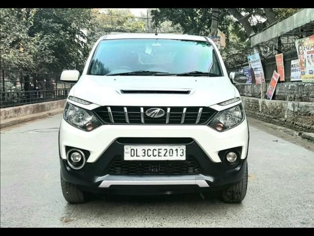 Mahindra NuvoSport N8 AMT 2016