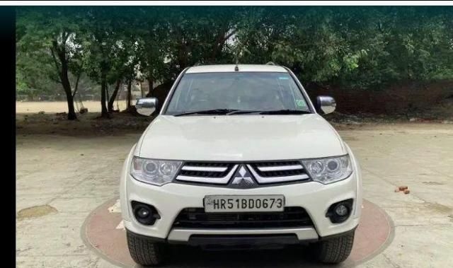 Mitsubishi Pajero Sport 4X2 AT 2015