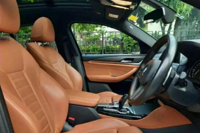 BMW M Series M5 Sedan 2010