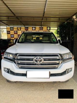 Toyota Land Cruiser LC200 VX 2015