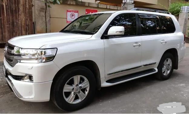 Toyota Land Cruiser LC 200 VX 2016