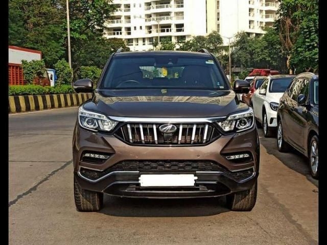 Mahindra Alturas G4 4WD AT 2019