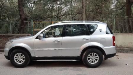Mahindra Ssangyong Rexton RX7 2013