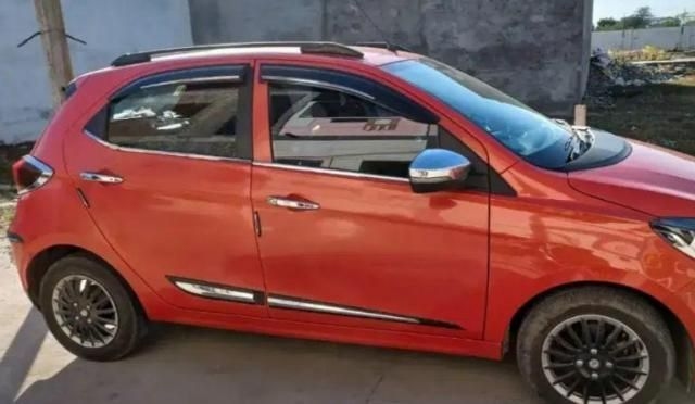 Tata Tiago Revotron XZ BS6 2021