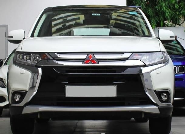 Mitsubishi Outlander 2.4 4X4 AT 2019