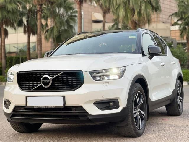 Volvo XC40 D4 R-Design 2021
