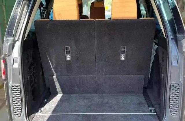 Land Rover Discovery 2.0 SE 4WD Diesel 2020