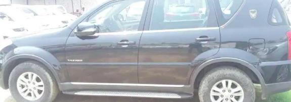 Mahindra Ssangyong Rexton RX5 2014