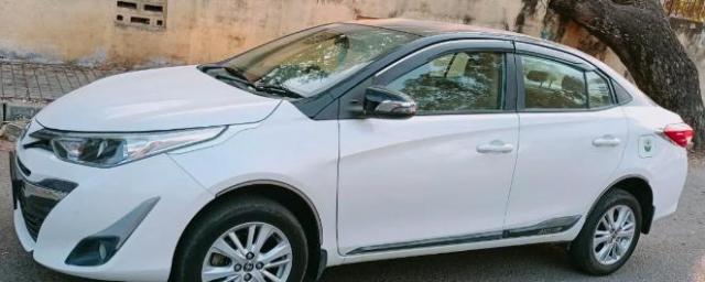 Toyota Yaris V MT 2018