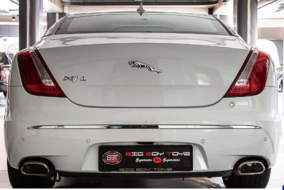 Jaguar XE Prestige 2017