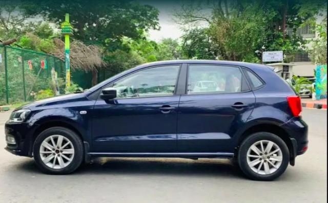 Volkswagen Polo Highline 1.2L (P) 2015